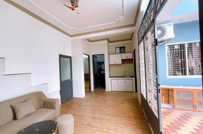 Cho thuê căn hộ 2 phòng ngủ có ban công rộng đường Phan Đăng Lưu