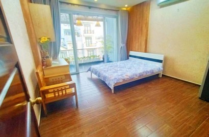 2 Bedrooms serviced apartment with fully furnished, balcony on Thong Nhat Street