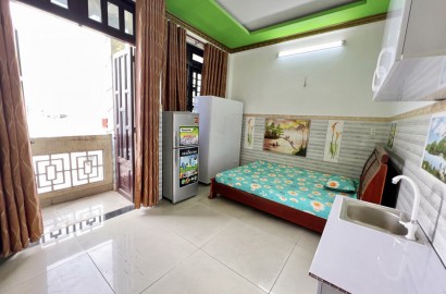 Cho thuê căn hộ có ban công đường Phạm Văn Bạch