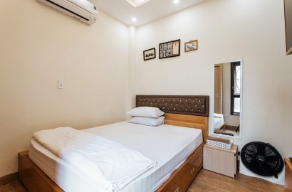 Serviced apartmemt for rent with balcony on Cach Mang Thang Tam street in District 10