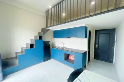 Duplex apartment for rent with balcony in Go Vap District