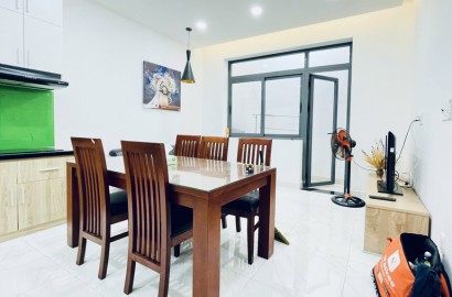 2 bedroom apartment for rent on the ground floor in Tan Binh District