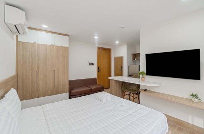 Ground floor studio apartment for rent on Nguyen Cuu Van Street