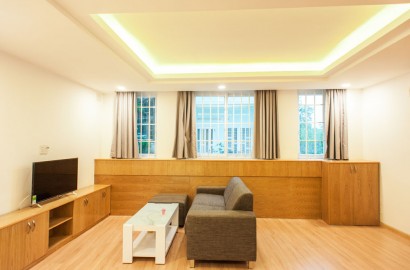Studio apartment with elegant furniture on Ben Van Don street
