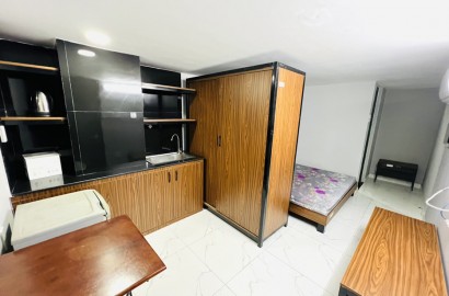 Studio apartmemt for rent on Nguyen Gia Tri Street