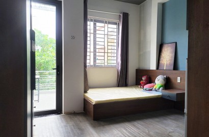 Serviced apartmemt for rent with balcony on Nguyen Van Dau street - Binh Thanh District