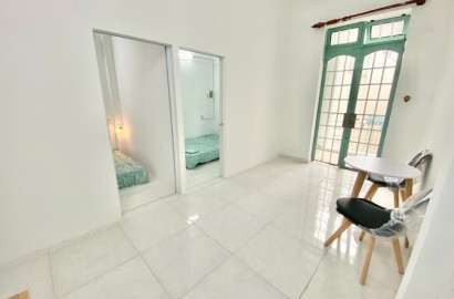 2 Bedrooms serviced apartment with fully furnished on Le Van Sy street