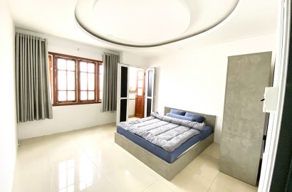 Cho thuê căn hộ dịch vụ 1 phòng ngủ riêng đường Nguyễn Thái Sơn