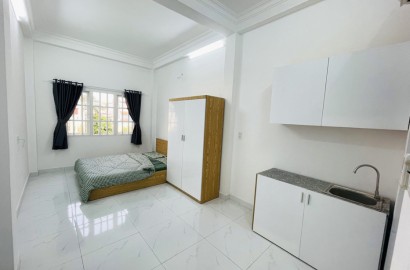 Studio apartmemt for rent on Truong Sa street in Tan Binh District