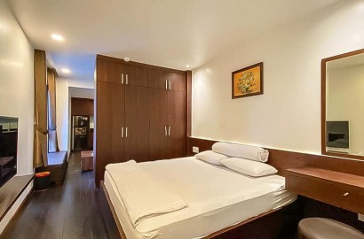 Cho thuê căn hộ 1 phòng ngủ, hồ bơi đường Trần Quang Diệu