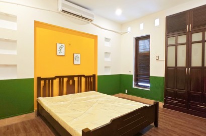 Cho thuê căn hộ dịch vụ 1 phòng ngủ riêng đường Nguyễn Tất Thành Quận 4