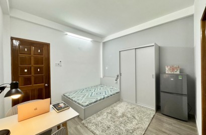 Studio apartmemt for rent on Mac Dinh Chi Street