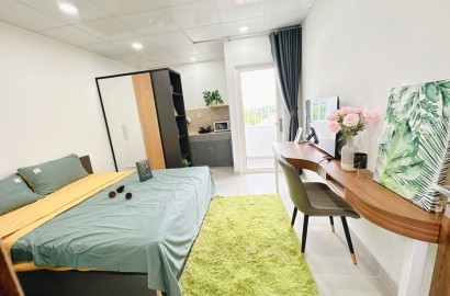 Serviced apartmemt for rent with balcony on Nguyen Gia Tri street