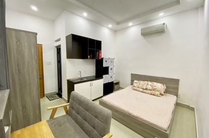 Serviced apartmemt for rent on Nguyen Thi Huynh street