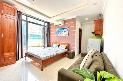 Serviced apartmemt for rent with big balcony on Ly Thuong Kiet street