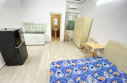 Studio apartmemt for rent with window on Xo Viet Nghe Tinh Str