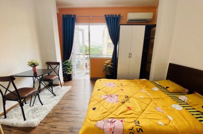 Serviced apartmemt for rent with balcony on Hoang Van Thu street - Phu Nhuan District