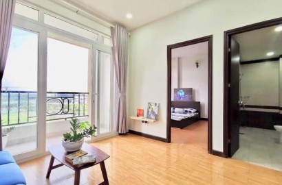1 Bedroom apartment for rent, balcony, private washer on Le Thi Cho Street