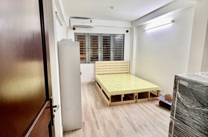Studio apartmemt for rent with window on Nguyen Dinh Chieu street