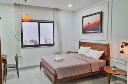 Serviced apartment for rent on Nguyen The Loc street in Tan Binh district