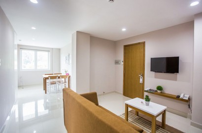 2 Bedrooms serviced apartment with fully furnished on Truong Sa street