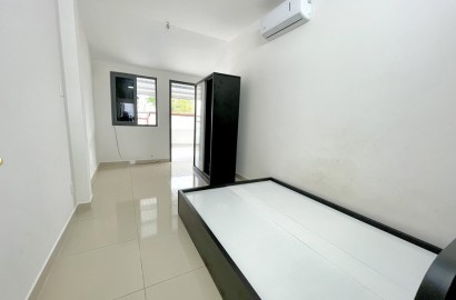 Studio apartmemt for rent with large balcony on Van Cao street