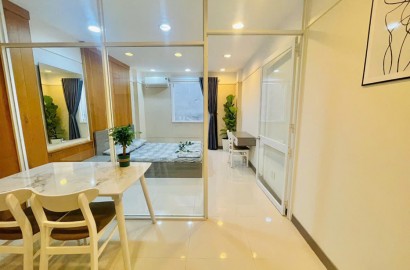 1 Bedroom apartment for rent on Nguyen Minh Hoang Street