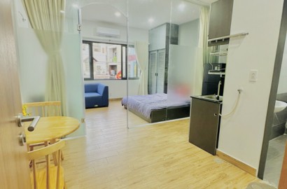 1 Bedroom apartment for rent private washing machine on Le Van Sy Street