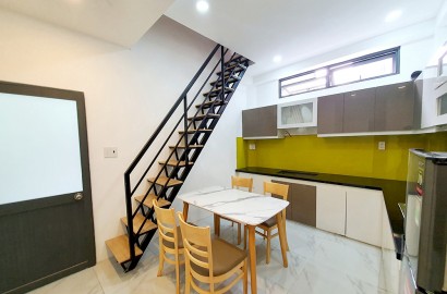 Duplex apartment for rent on Vu Huy Tan street