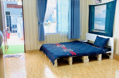 Spacious Studio apartmemt for rent with balcony on Cam Ba Thuoc street