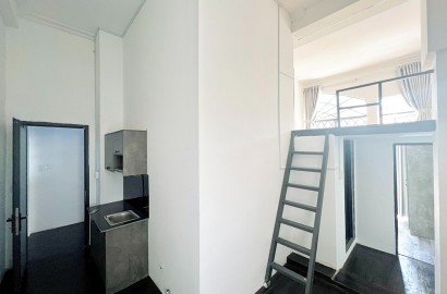 Duplex 1 bedroom for rent on Bach Dang street in Tan Binh District