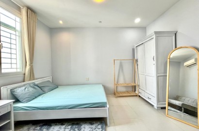 Studio apartmemt for rent with bathtub on Ho Bieu Chanh street