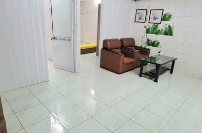 2 Bedrooms apartment with fully furnished on Phan Van Tri street