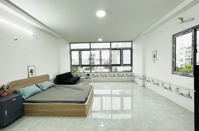 Bright service apartment for rent in District 2
