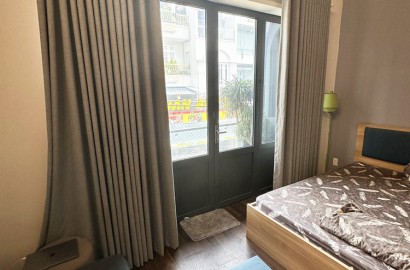 Studio apartmemt for rent with balcony on Van Kiep street in Binh Thanh District