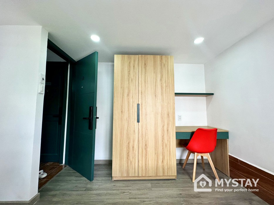Cho thuê căn hộ dịch vụ hiện đại đường Sao Mai - Tân Bình