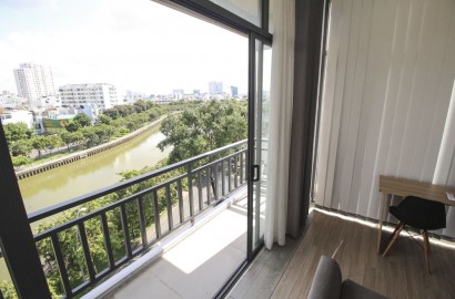 Cho thuê căn hộ 1 phòng ngủ ban công tầm nhìn cực đẹp tại Quận Phú Nhuận