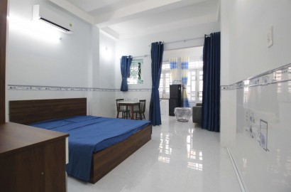 1 Bedroom apartment for rent on Cach Mang Thang 8 street near Le Thi Rieng park