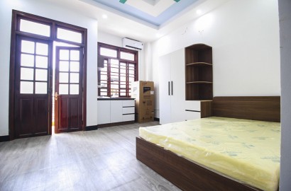 Studio apartmemt for rent with balcony on Pham Van Chieu Street