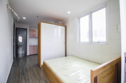 Serviced apartmemt for rent with balcony on Luong Nhu Hoc Street