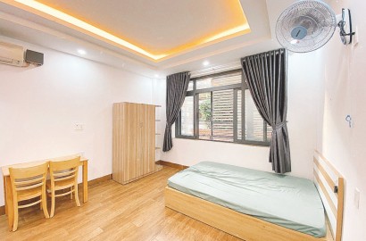 Studio apartment with large airy windows on Nhat Chi Mai street