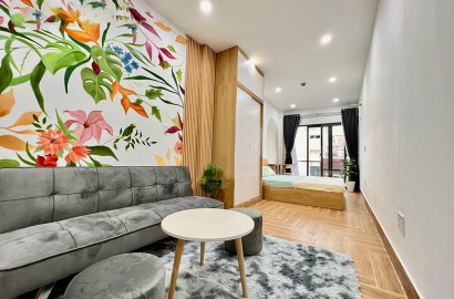 Cho thuê căn hộ studio có ban công thoáng mát trên đường Nguyễn Gia Trí