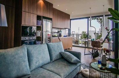 Enormous 1 bedroom penthouse, modern and luxurious design in Binh Trung Tay area