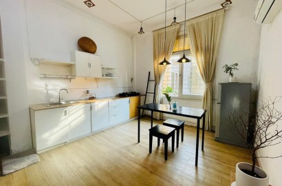 3 bedroom apartment for rent in the center of District 1