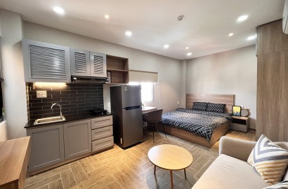 Cho thuê căn hộ dịch vụ mới, đẹp đường Nơ Trang Long