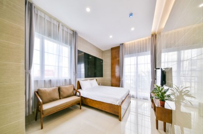 Serviced apartment with many windows, airy balcony in Phu Nhuan district