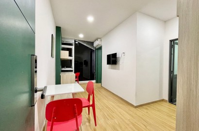 Modern and fully furnished 1-bedroom apartment near Etown Cong Hoa