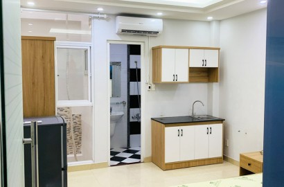 Mini apartment on Le Hong Phong street