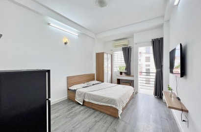 Studio apartment with balcony on Tran Quang Dieu street