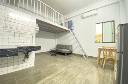 Apartment with large loft on Nguyen Minh Hoang street